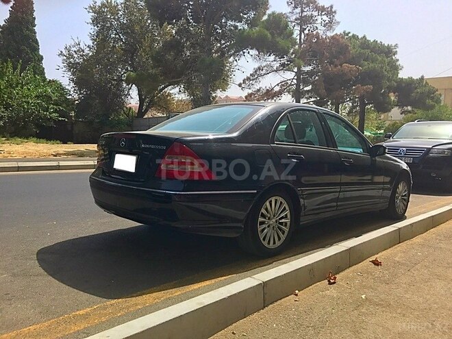 Mercedes C 230 2003, 298,000 km - 1.8 l - Bakı