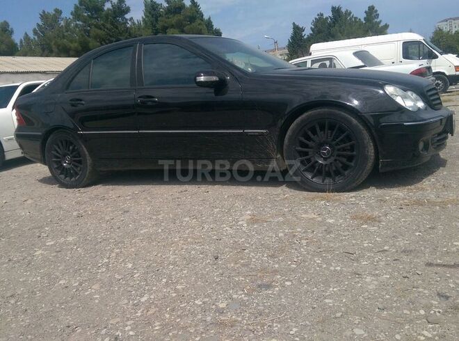 Mercedes C 240 2005, 326,000 km - 2.6 l - Sumqayıt