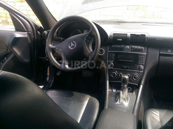 Mercedes C 240 2005, 326,000 km - 2.6 l - Sumqayıt