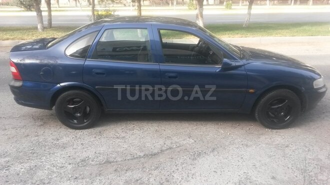 Opel Vectra 1996, 345,000 km - 1.6 л - Sumqayıt