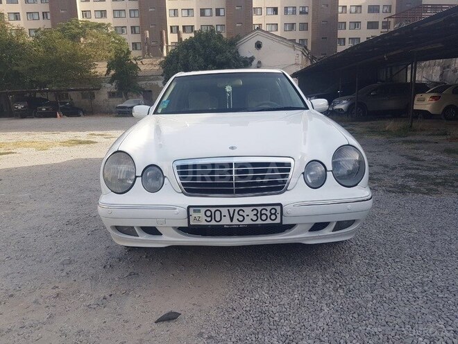 Mercedes E 240 2001, 276,548 km - 2.4 l - Bakı
