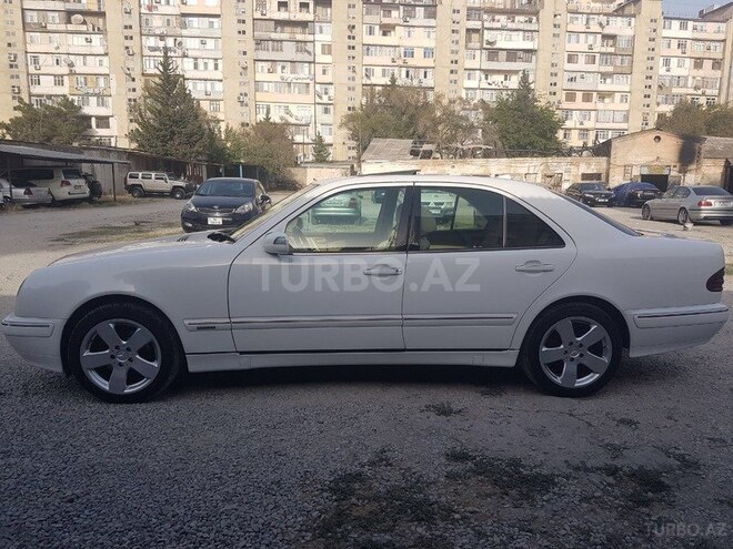 Mercedes E 240 2001, 276,548 km - 2.4 l - Bakı
