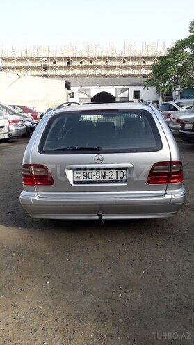 Mercedes E 220 2001, 250,000 km - 2.2 l - Bakı