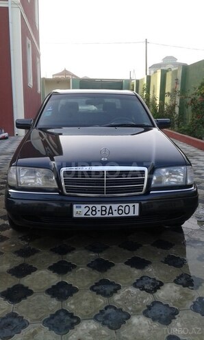 Mercedes C 220 1995, 318,000 km - 2.2 л - Bakı
