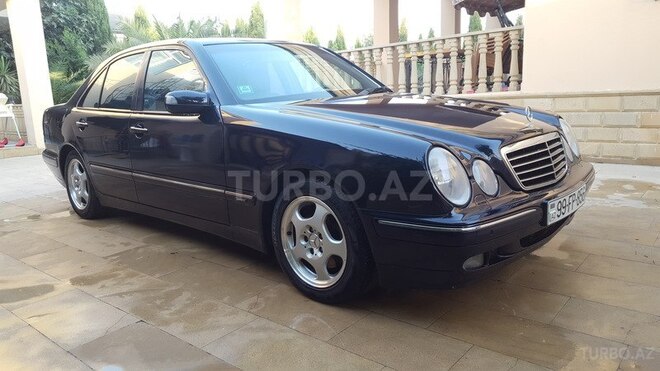 Mercedes E 270 2000, 241,000 km - 2.7 l - Bakı