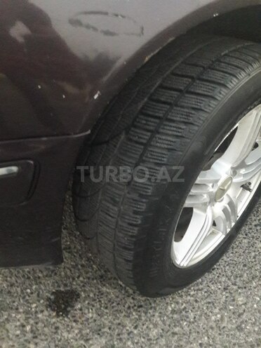 Mercedes E 220 2001, 200,000 km - 2.2 l - Sumqayıt