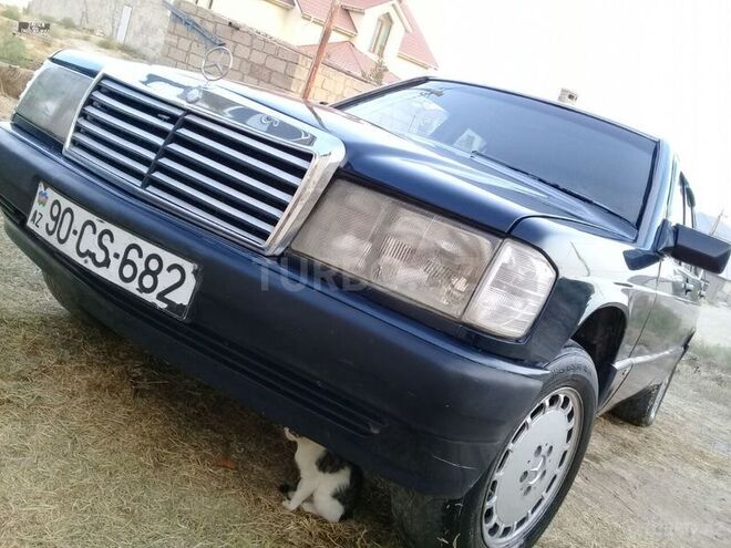 Mercedes 190 1992, 236,950 km - 2.3 л - Bakı