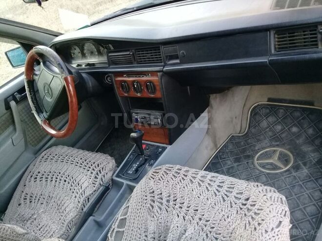 Mercedes 190 1992, 236,950 km - 2.3 л - Bakı