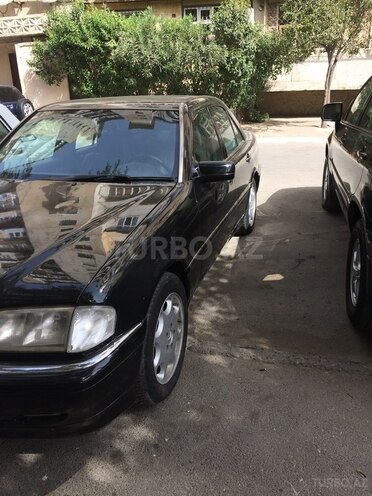 Mercedes C 230 1999, 187,000 km - 2.3 л - Bakı
