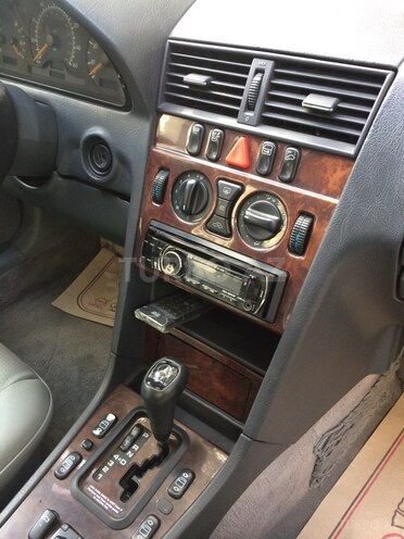 Mercedes C 230 1999, 187,000 km - 2.3 л - Bakı