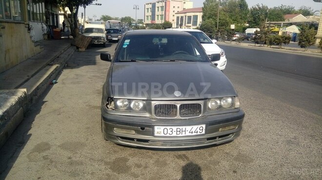BMW 318 1991, 198,668 km - 1.6 l - Bakı