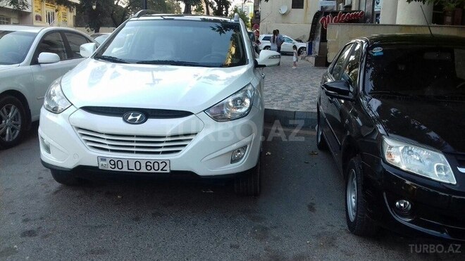 Hyundai ix35 2011, 120,000 km - 2.0 l - Bakı