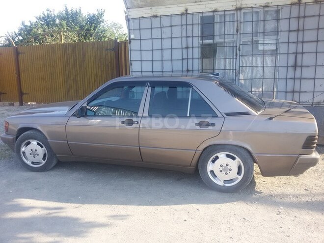 Mercedes 190 1990, 356,132 km - 2.0 l - Balakən