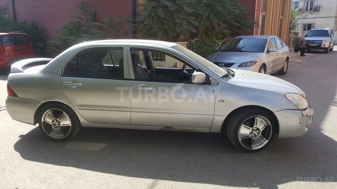 Mitsubishi Lancer 2006, 240,000 km - 0.1 l - Bakı