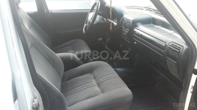 GAZ 3110 1999, 130,000 km - 2.4 l - Bakı