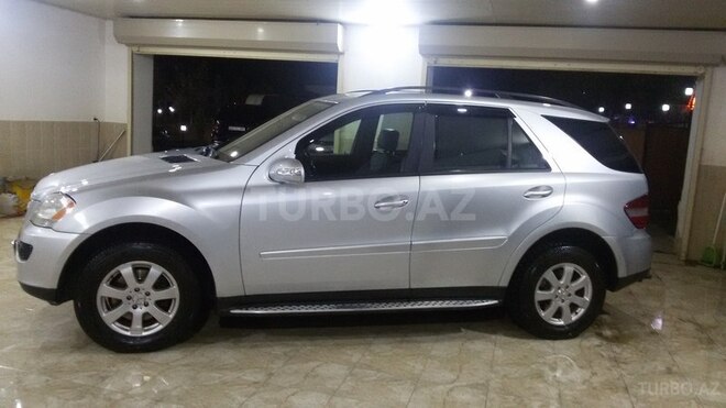 Mercedes ML 350 2006, 250,000 km - 3.5 l - Qusar