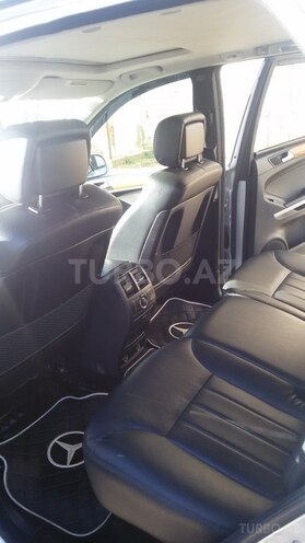 Mercedes ML 350 2006, 250,000 km - 3.5 l - Qusar