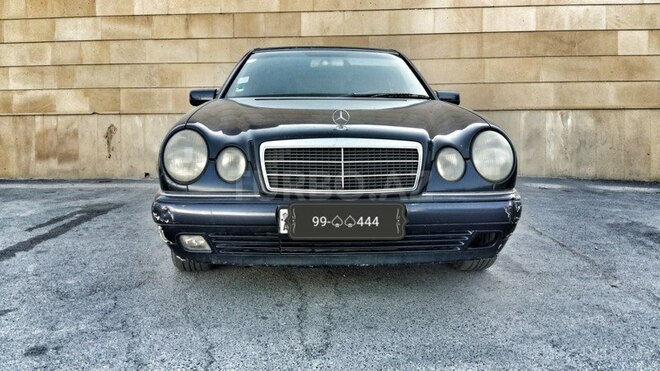Mercedes E 240 1998, 332,850 km - 2.4 l - Bakı