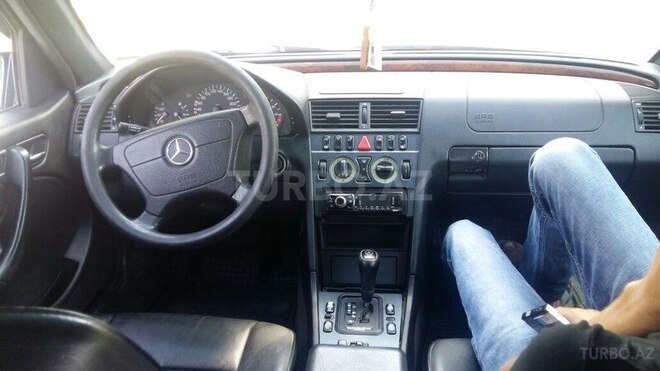 Mercedes C 230 1999, 206,000 km - 2.3 l - Yevlax