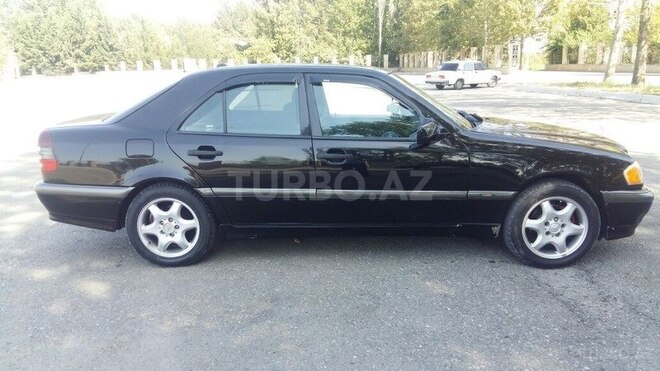 Mercedes C 230 1999, 206,000 km - 2.3 l - Yevlax