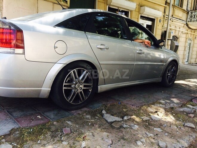 Opel Vectra 2004, 270,000 km - 2.0 l - Bakı
