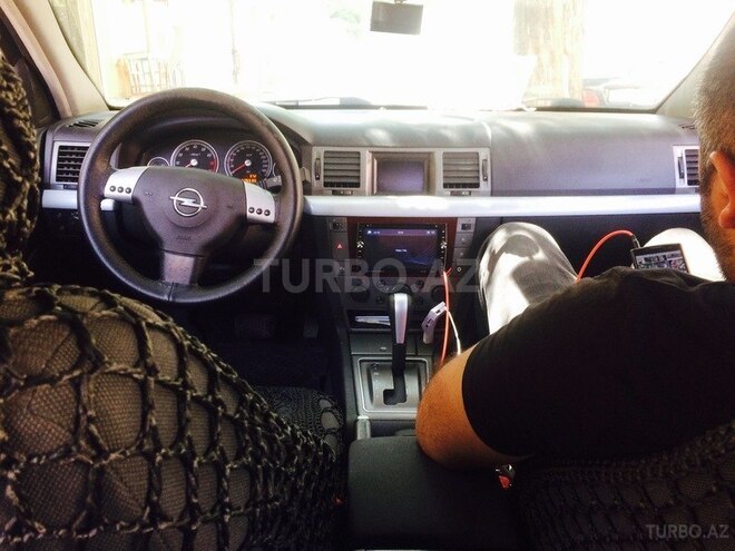 Opel Vectra 2004, 270,000 km - 2.0 l - Bakı