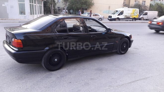 BMW 320 1993, 236,500 km - 0.2 l - Bakı
