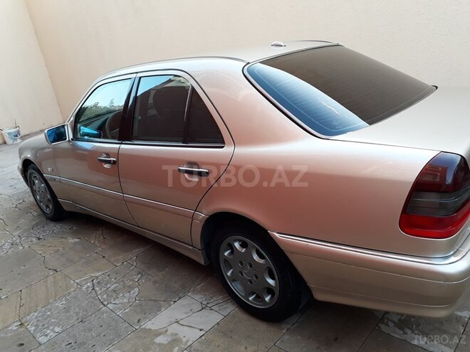 Mercedes C 230 1999, 235,000 km - 2.3 l - Bakı