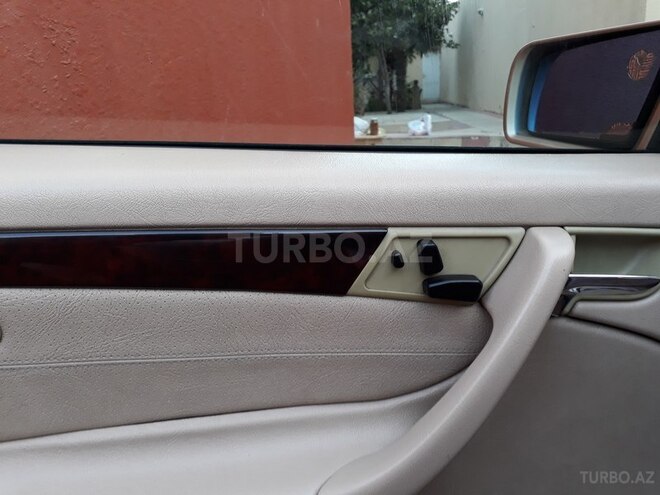 Mercedes C 230 1999, 235,000 km - 2.3 l - Bakı