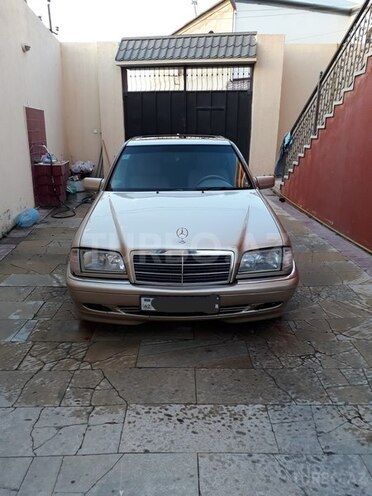 Mercedes C 230 1999, 235,000 km - 2.3 l - Bakı