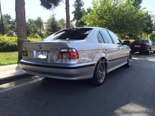 BMW 525 2001, 224,000 km - 2.5 l - Bakı