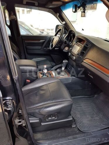 Mitsubishi Pajero 2006, 189,000 km - 3.0 l - Bakı