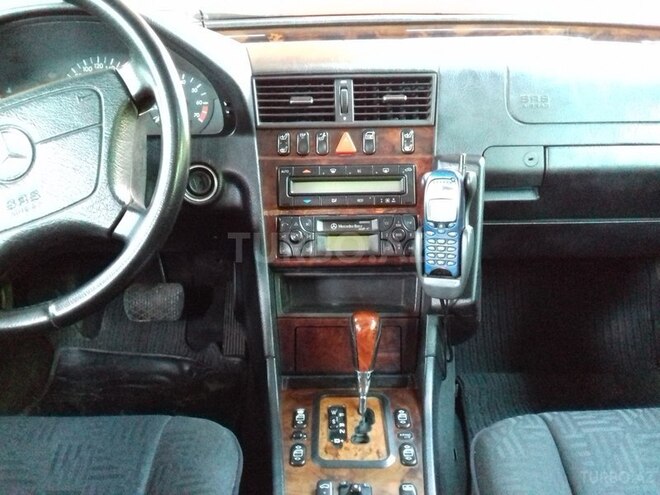 Mercedes C 180 1999, 215,000 km - 1.8 l - Bakı
