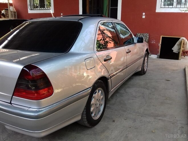 Mercedes C 180 1999, 215,000 km - 1.8 l - Bakı