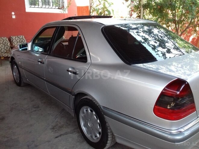 Mercedes C 180 1999, 215,000 km - 1.8 l - Bakı