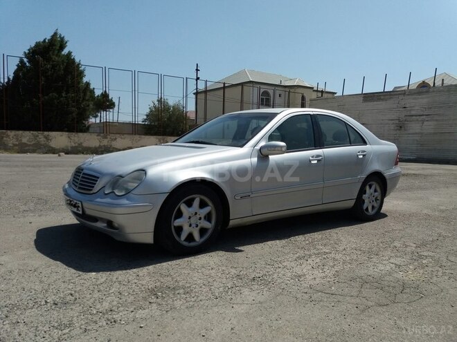 Mercedes C 240 2000, 237,000 km - 2.6 л - Bakı