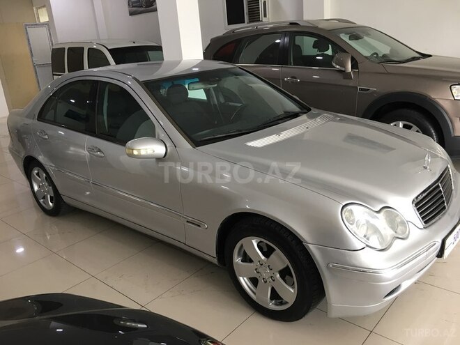 Mercedes C 240 2000, 257,000 km - 2.4 l - Sumqayıt