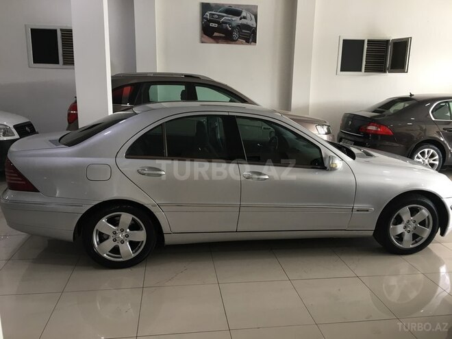 Mercedes C 240 2000, 257,000 km - 2.4 l - Sumqayıt