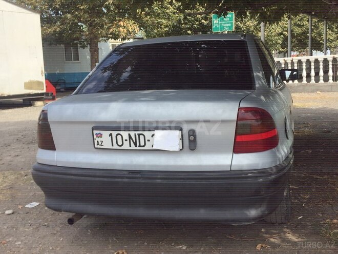 Opel Astra 1993, 110,000 km - 1.7 l - Bakı