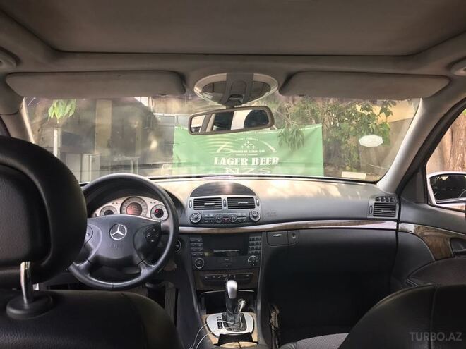 Mercedes E 220 2002, 289,000 km - 2.2 л - Bakı