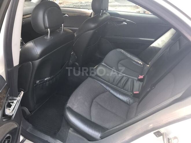 Mercedes E 220 2002, 289,000 km - 2.2 л - Bakı