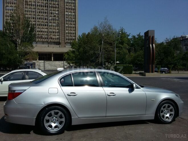 BMW 520 2004, 180,000 km - 2.0 l - Bakı