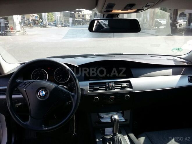 BMW 520 2004, 180,000 km - 2.0 l - Bakı