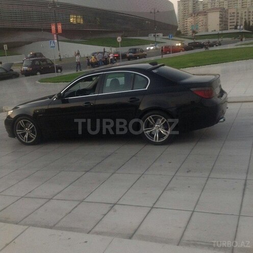 BMW 525 2006, 180,000 km - 2.5 l - Bakı