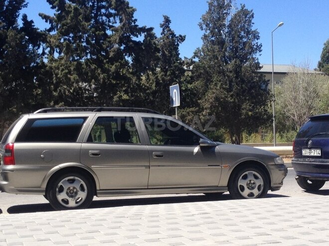 Opel Vectra 1999, 201,000 km - 2.0 l - Bakı