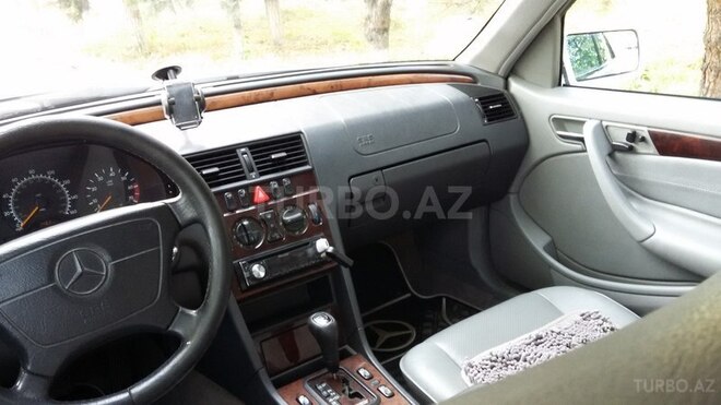 Mercedes C 230 1999, 295,856 km - 2.3 l - Şəki