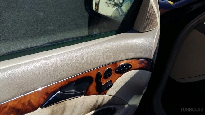 Mercedes E 240 2002, 237,703 km - 2.6 l - Yevlax