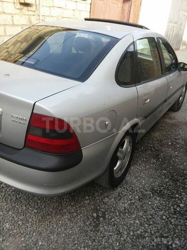 Opel Vectra 1998, 300,000 km - 2.0 l - Bakı