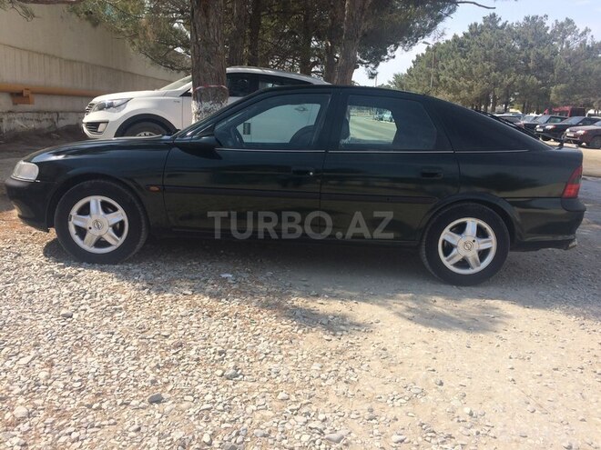 Opel Vectra 1998, 350,000 km - 1.8 l - Sumqayıt