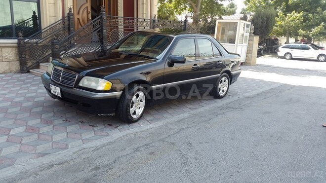 Mercedes C 230 1998, 278,000 km - 2.3 l - Bakı